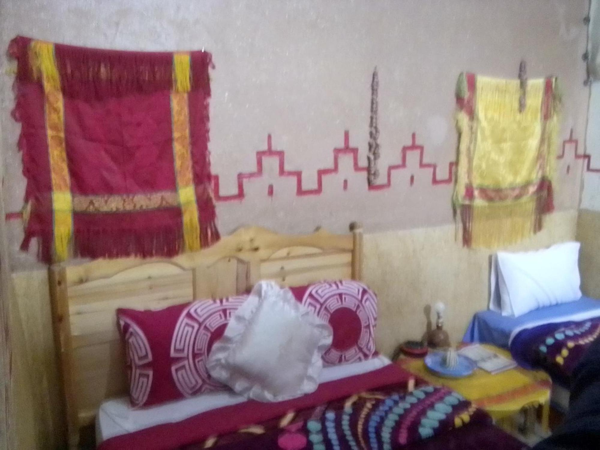 Hotel Restaurant Ait Saderat Boumalne Dades Exterior foto